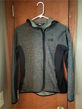 North Face Women’s Sweatshirt, size S